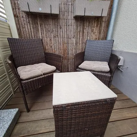 Familie Jonas * シュヴァイヒ