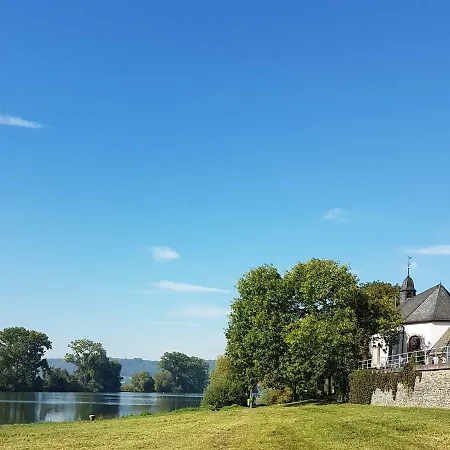 Familie Jonas アパート シュヴァイヒ